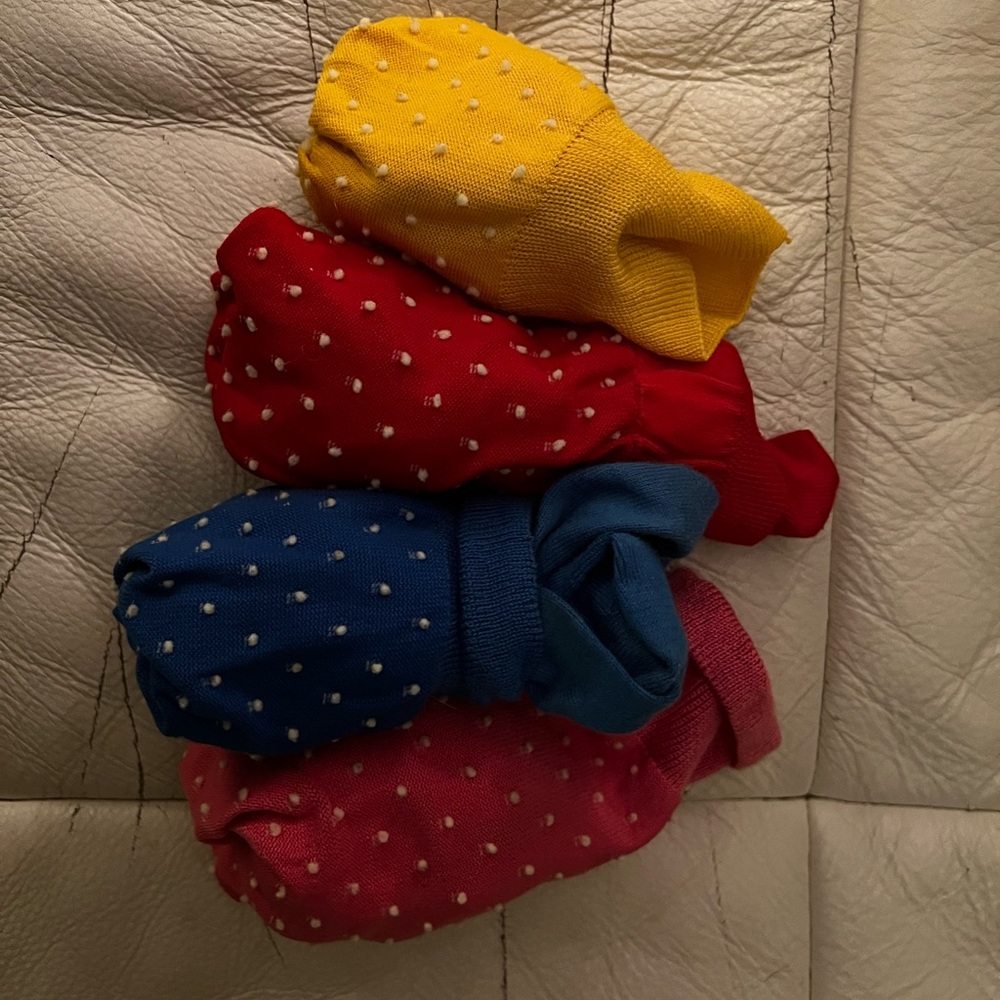 4 prs Paul Smith socks;  fab condition; not new but barely worn well cared for.